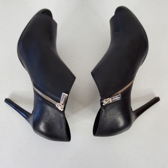 Michael Kors Elodie Leather Open Toe Bootie Size 9.5 Cut-Out Side Zip Stiletto - Picture 3 of 16